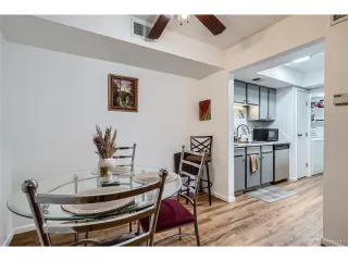 Photo #4: 9959455 Listing