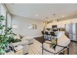 Photo #6: 9963473 Listing 