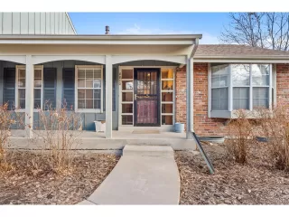 Photo #2: 9964138 Listing 