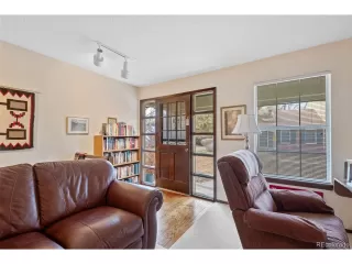 Photo #3: 9964138 Listing 