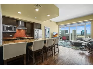 Photo #4: 9964419 Listing 