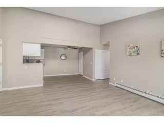 Photo #5: 9966320 Listing