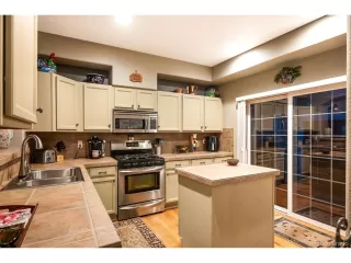 Photo #4: 9968194 Listing