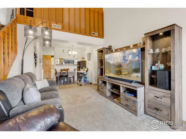 MLS: 997027 Condo For Sale