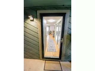 Photo #2: 9972704 Listing