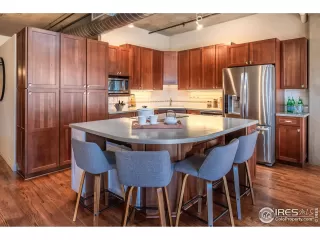 Photo #5: 997404 Listing