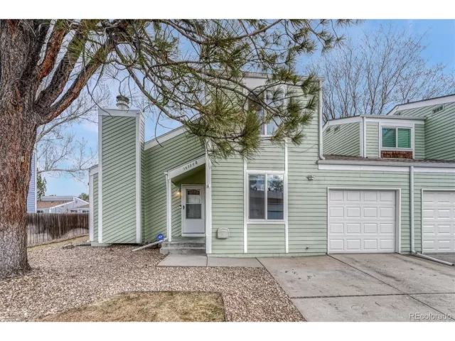 MLS: 9974209 Condo For Sale