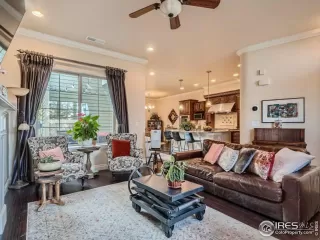 Photo #4: 997547 Listing