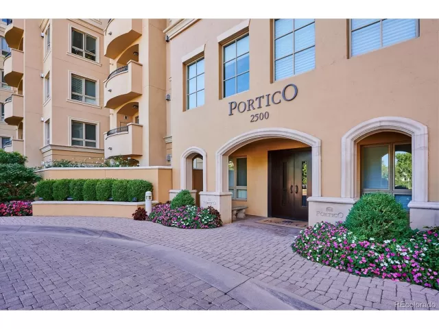 MLS: 9976191 Condo For Sale