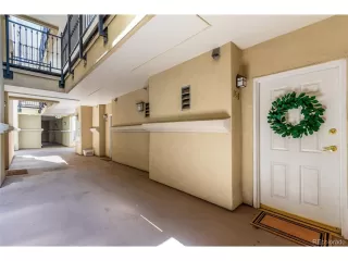 Photo #2: 9976973 Listing
