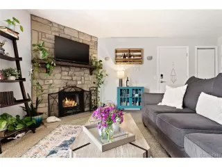 Photo #2: 9978955 Listing 