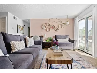 Photo #5: 9978955 Listing 