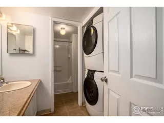 Photo #6: 997926 Listing