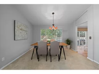 Photo #6: 9980261 Listing