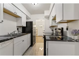 Photo #4: 9982133 Listing