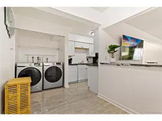 Photo #6: 9982133 Listing