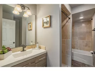 Photo #6: 9983241 Listing