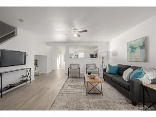 Photo #6: 9983345 Listing