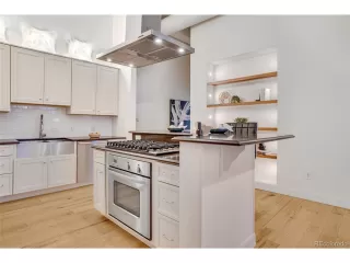 Photo #3: 9984001 Listing