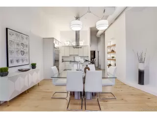 Photo #5: 9984001 Listing