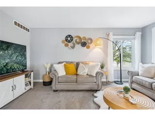 Photo #2: 9985385 Listing 