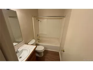 Photo #4: 9986006 Listing