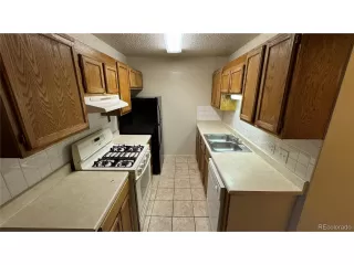 Photo #6: 9986006 Listing