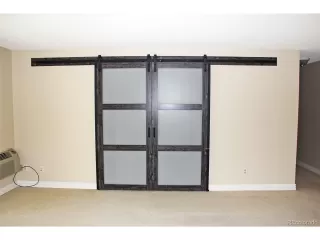 Photo #6: 9986950 Listing