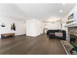 Photo #4: 9987480 Listing 