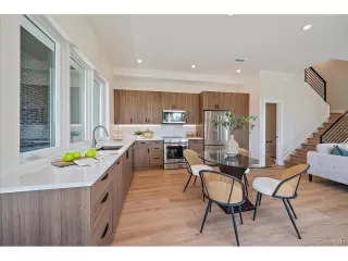 Photo #5: 9987724 Listing