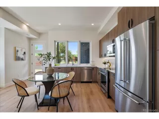 Photo #6: 9987724 Listing