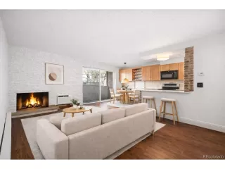 Photo #2: 9987854 Listing