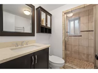 Photo #5: 9987854 Listing