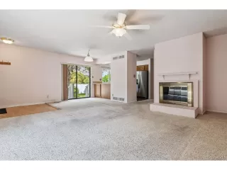 Photo #4: 9989712 Listing