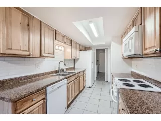 Photo #4: 9990322 Listing