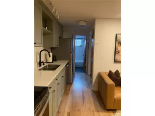 Photo #5: 9990809 Listing 