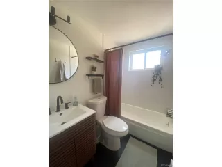 Photo #6: 9990809 Listing 