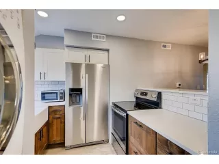 Photo #3: 9991396 Listing