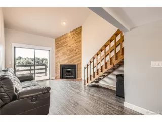 Photo #6: 9991396 Listing