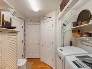 Photo #5: 9993301 Listing 