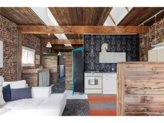 Photo #4: 9994813 Listing