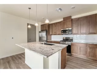 Photo #5: 9996291 Listing 