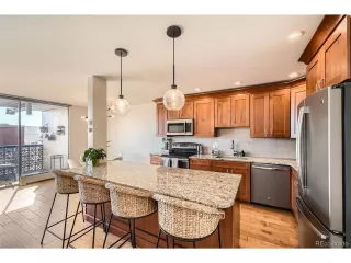 Photo #4: 9997446 Listing