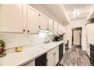 Photo #4: 9997735 Listing