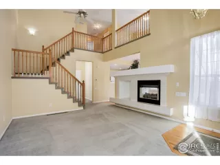 Photo #2: 999895 Listing