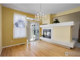 Photo #5: 999895 Listing