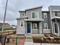 More Details about MLS # 8350333 : 4588 S VERSAILLES ST A AURORA CO 80015